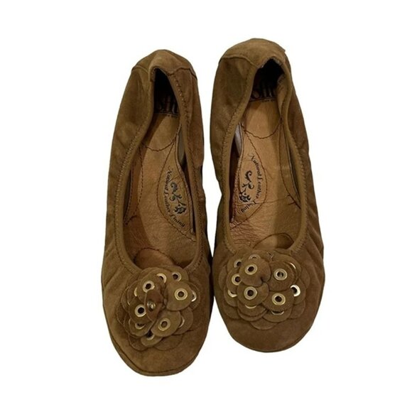 Sofft heels women's 8.5 light brown suede block heel ballet style floral decal - Picture 1 of 8
